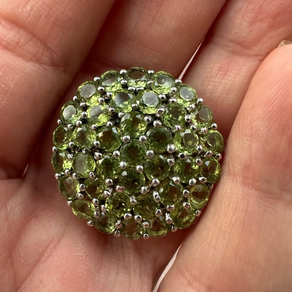 Beautiful Peridot Cluster Sterling Silver Cocktail Ring, Natural Gemstones - Picture 11 of 11